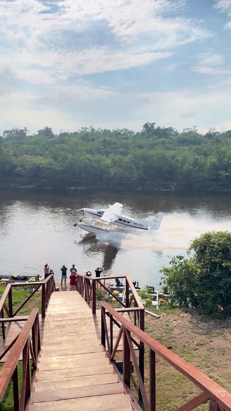 Frame from the video "Seaplane arrival"